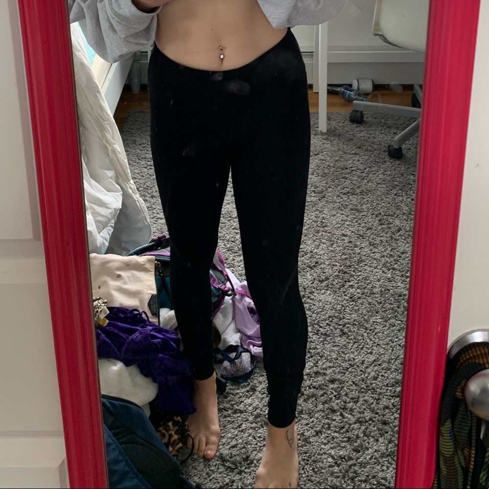 basic black leggings